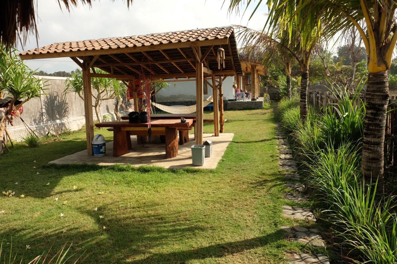 THE NYAMO surf&stay Pulukan Extérieur photo